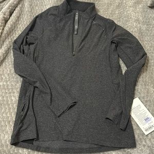 Lululemon Surge warm, half sip Heather Gray, black small